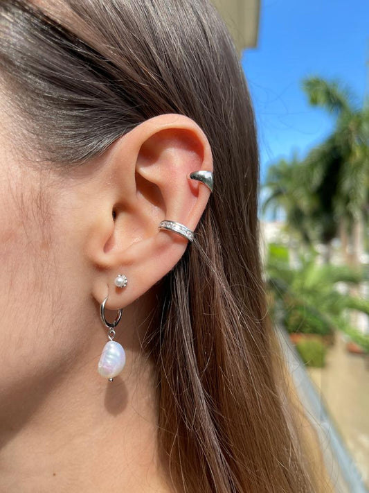 Plain ear cuff