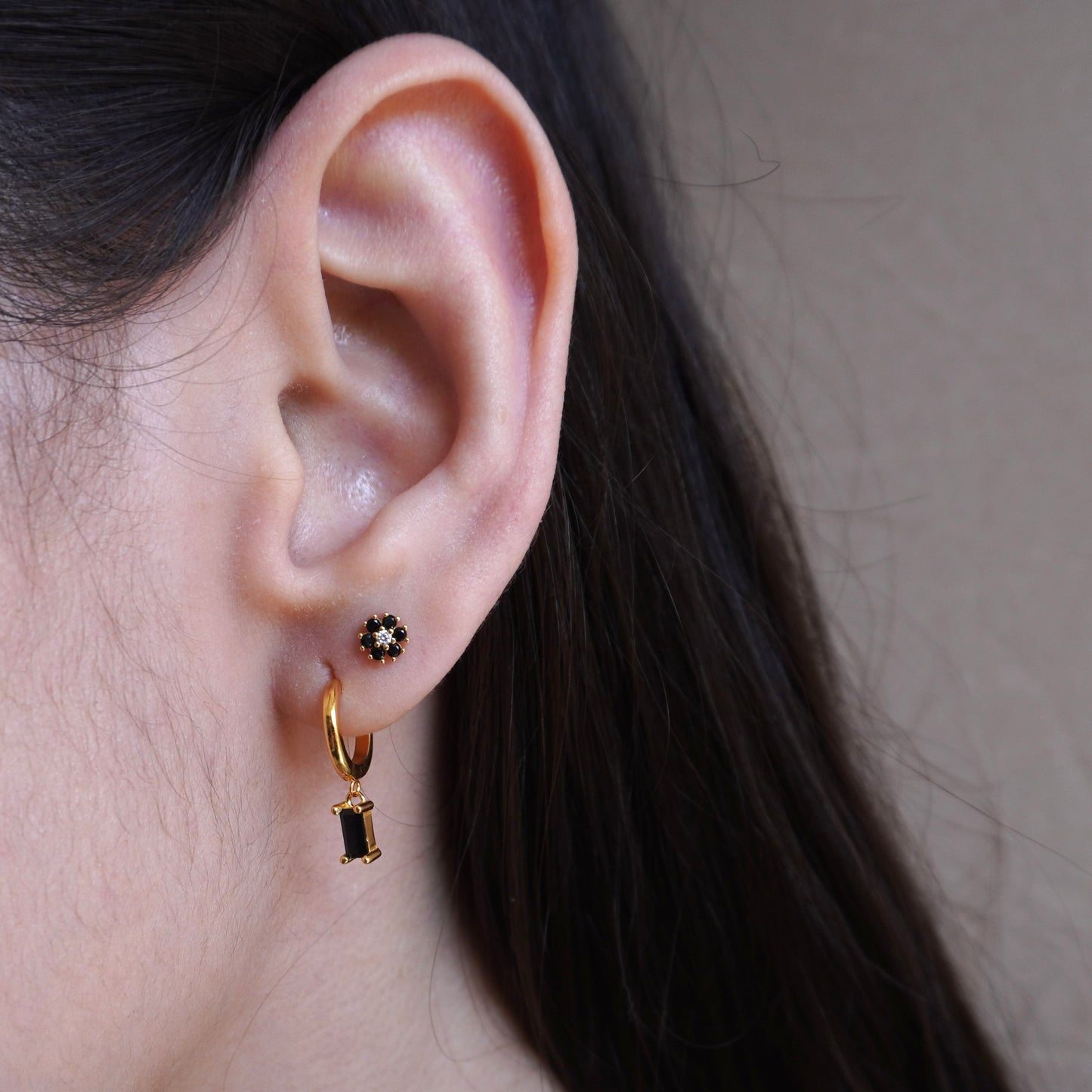 Flor iris stud